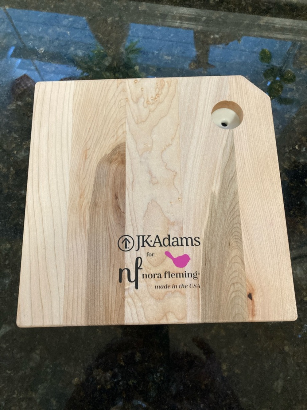 Nora Fleming Maple Cheese Board ***MINI NOT INCLUDED*** - Picture 3 of 3